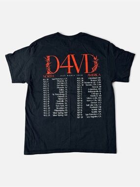 D4VD Withered tour 2025 sport sleeve concert t-shirt size L Large (FINAL TOUR)